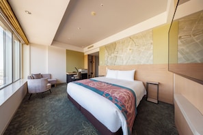 -UTSUROI- (Renovated) 1 King Deluxe 28sqm, Non Smoking