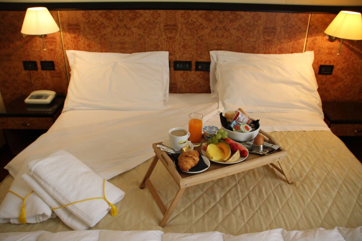 Superior Room | Minibar, in-room safe, desk, soundproofing