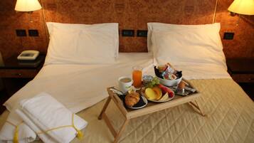 Superior-Zimmer | Minibar, Zimmersafe, Schreibtisch, schallisolierte Zimmer