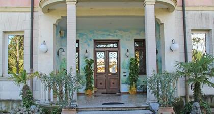 Villa Leon D'Oro