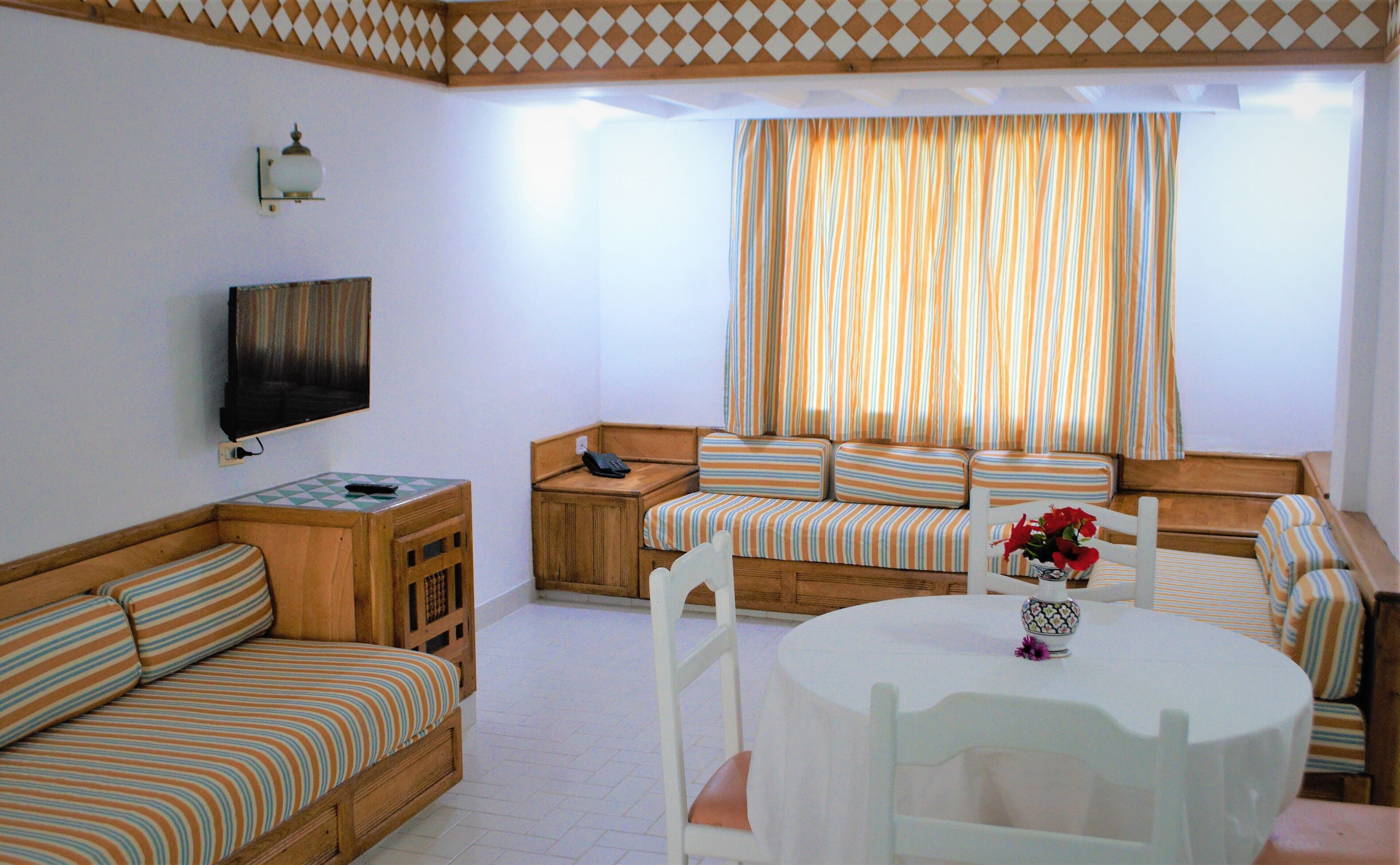 Quadruple Room | 1 bedroom, in-room safe, free WiFi, bed sheets