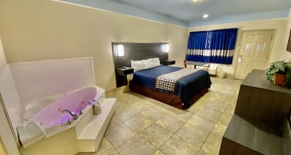 Texas Inn and Suites McAllen at La Plaza Mall and Airport