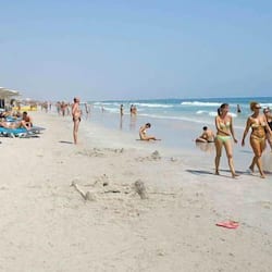 Private beach, sun-loungers, beach towels