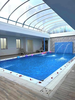 Seasonal outdoor pool, pool umbrellas - Hotel Residence Romane (Hammamet)