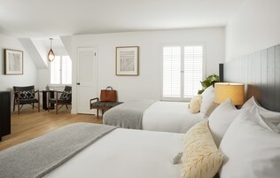 Premium bedding, laptop workspace, iron/ironing board, free WiFi