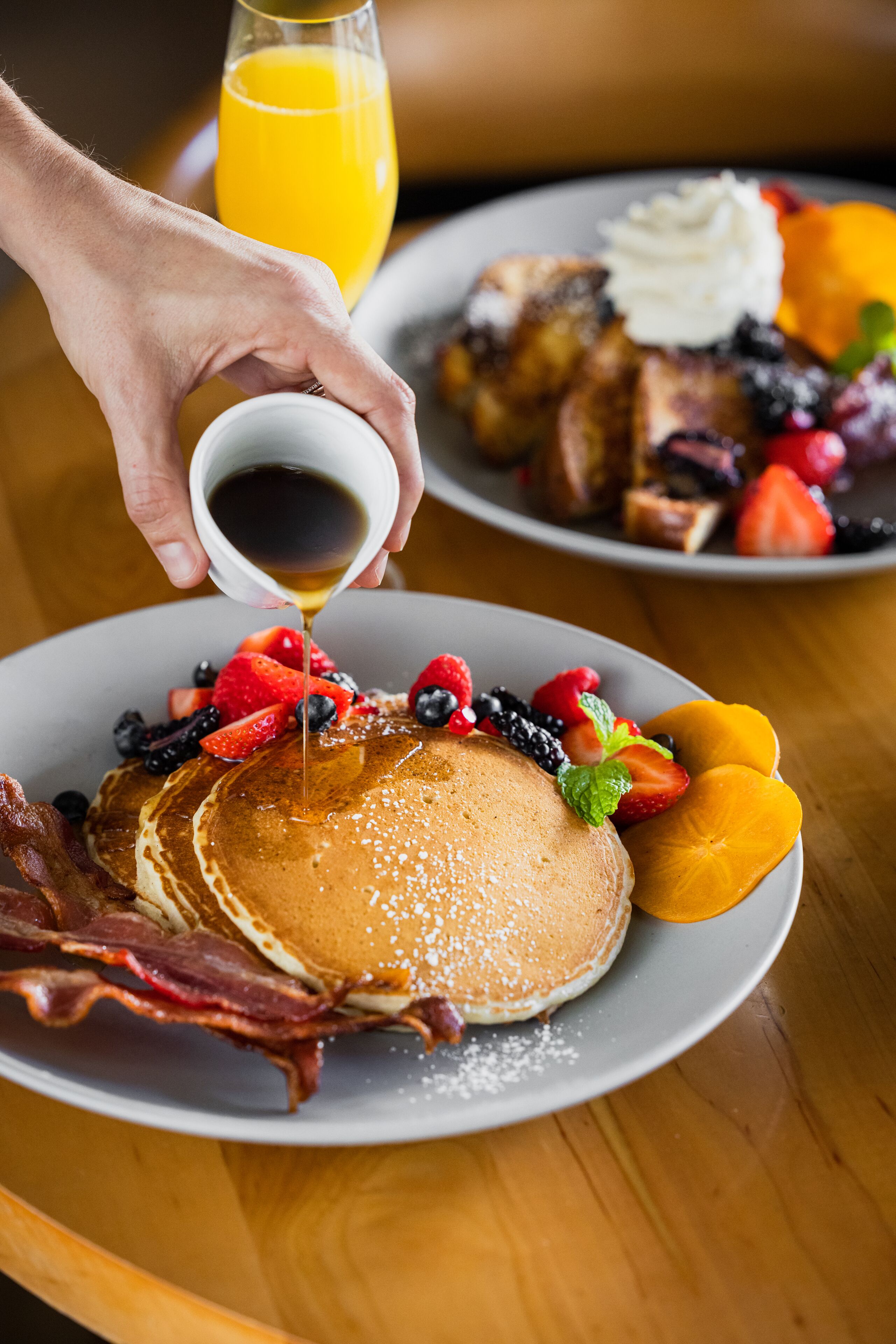daily cooked-to-order breakfast for a fee