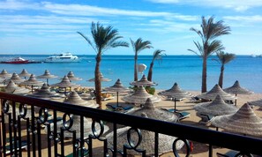 Junior Suite, Sea View | Beach/ocean view