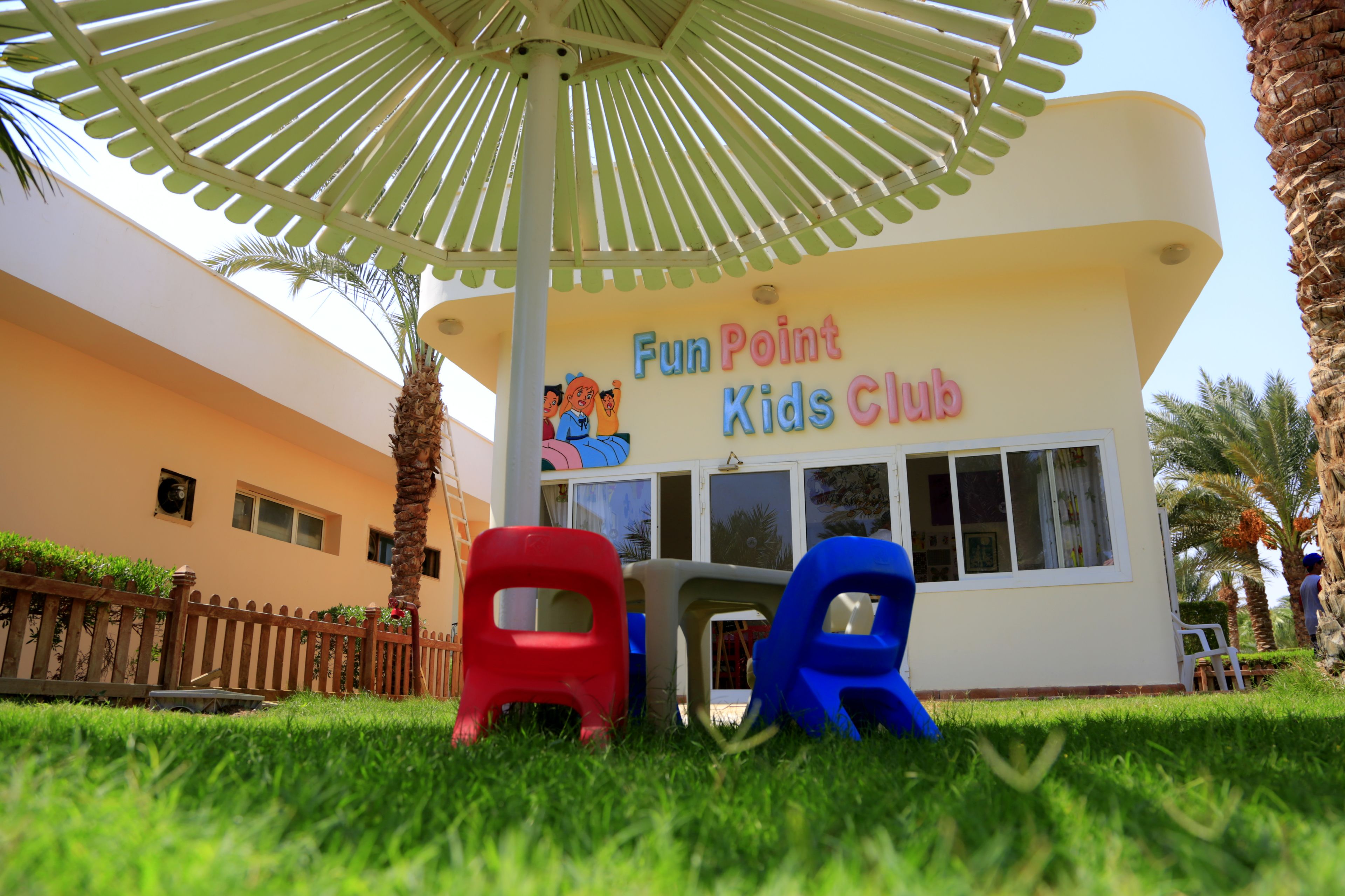 children’s play area – outdoor