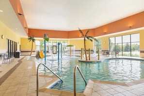 Indendørs pool
