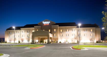 Fairfield Inn and Suites by Marriott Burley