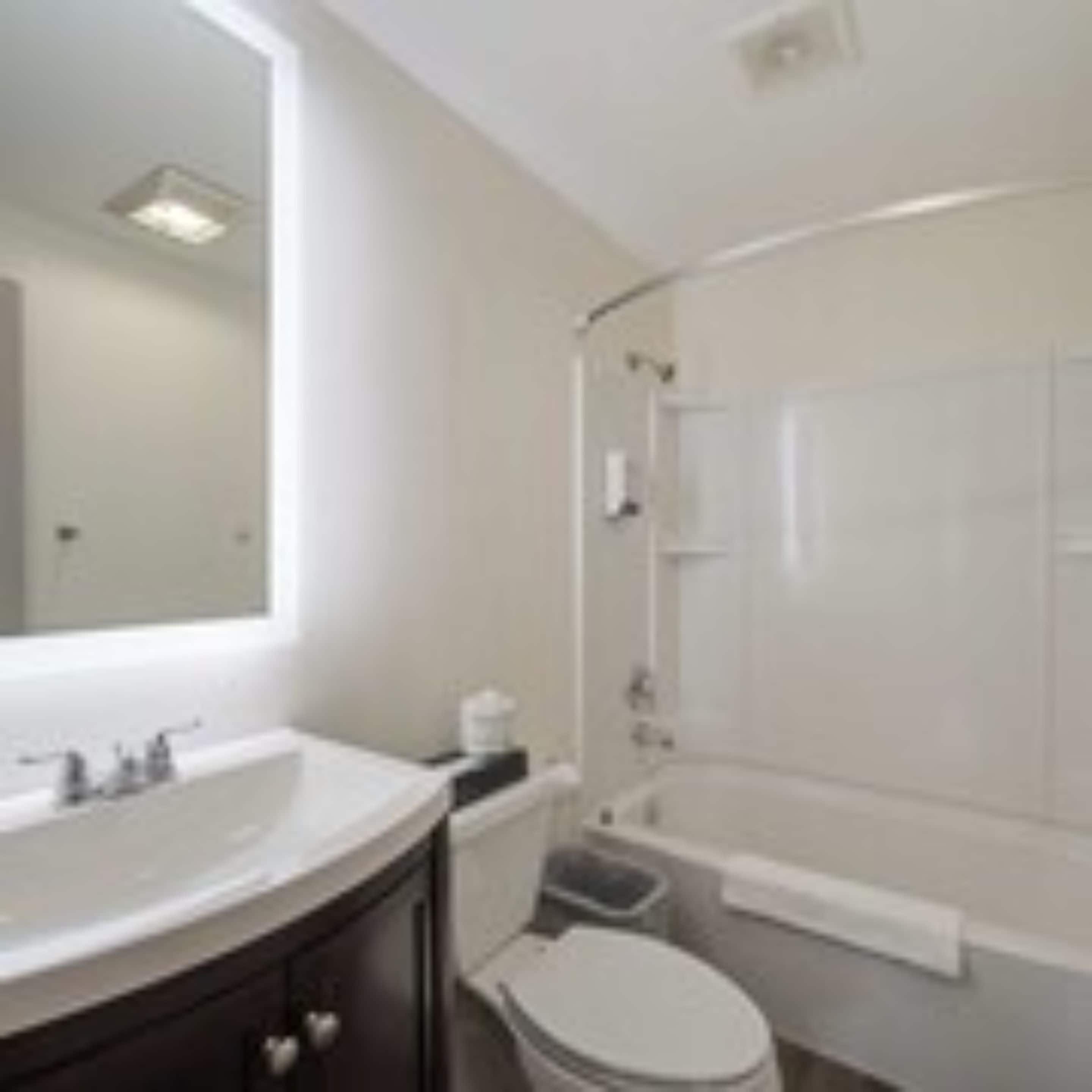 suite, 2 bedrooms, 2 bathrooms, ocean view | bathroom | combined shower/bathtub, free toiletries, hair dryer, towels