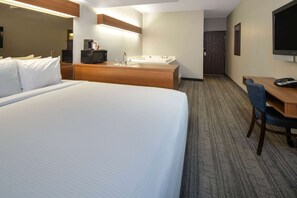 Deluxe Studio Suite, 1 King Bed, Non Smoking