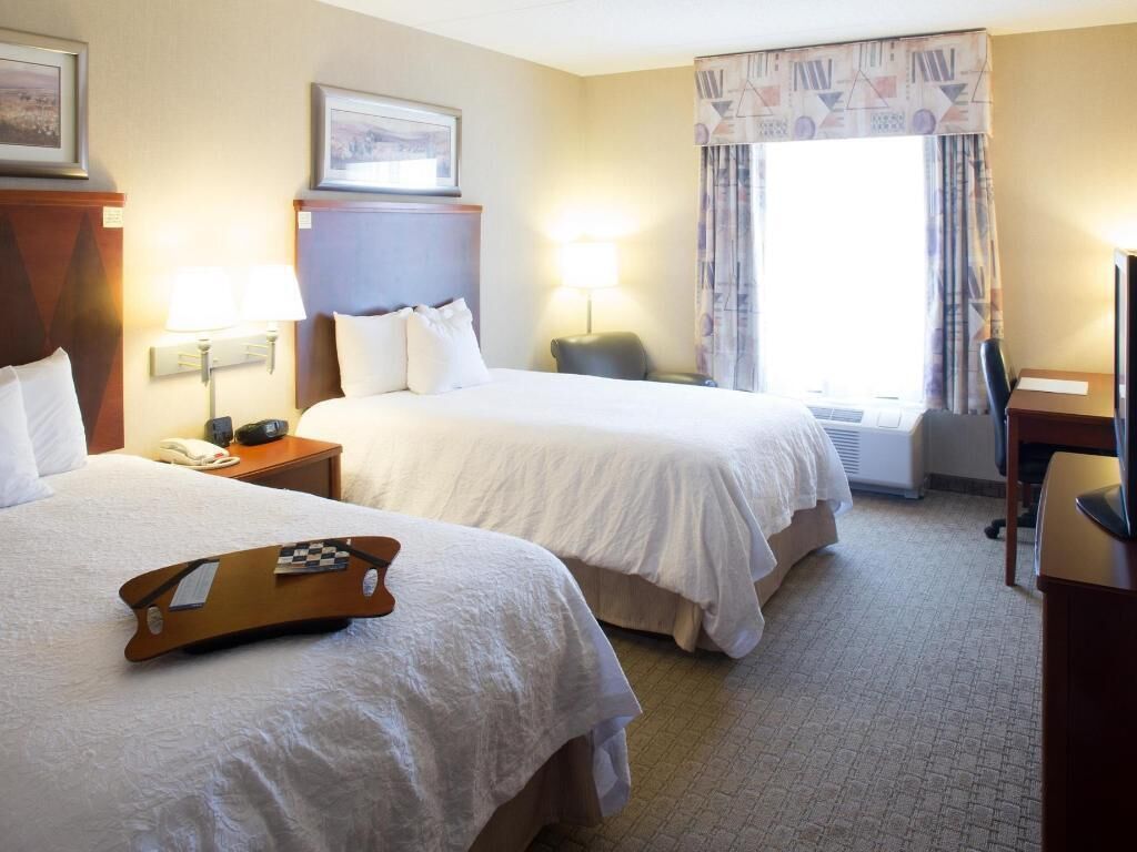 Iron/ironing board, free WiFi, bed sheets, alarm clocks