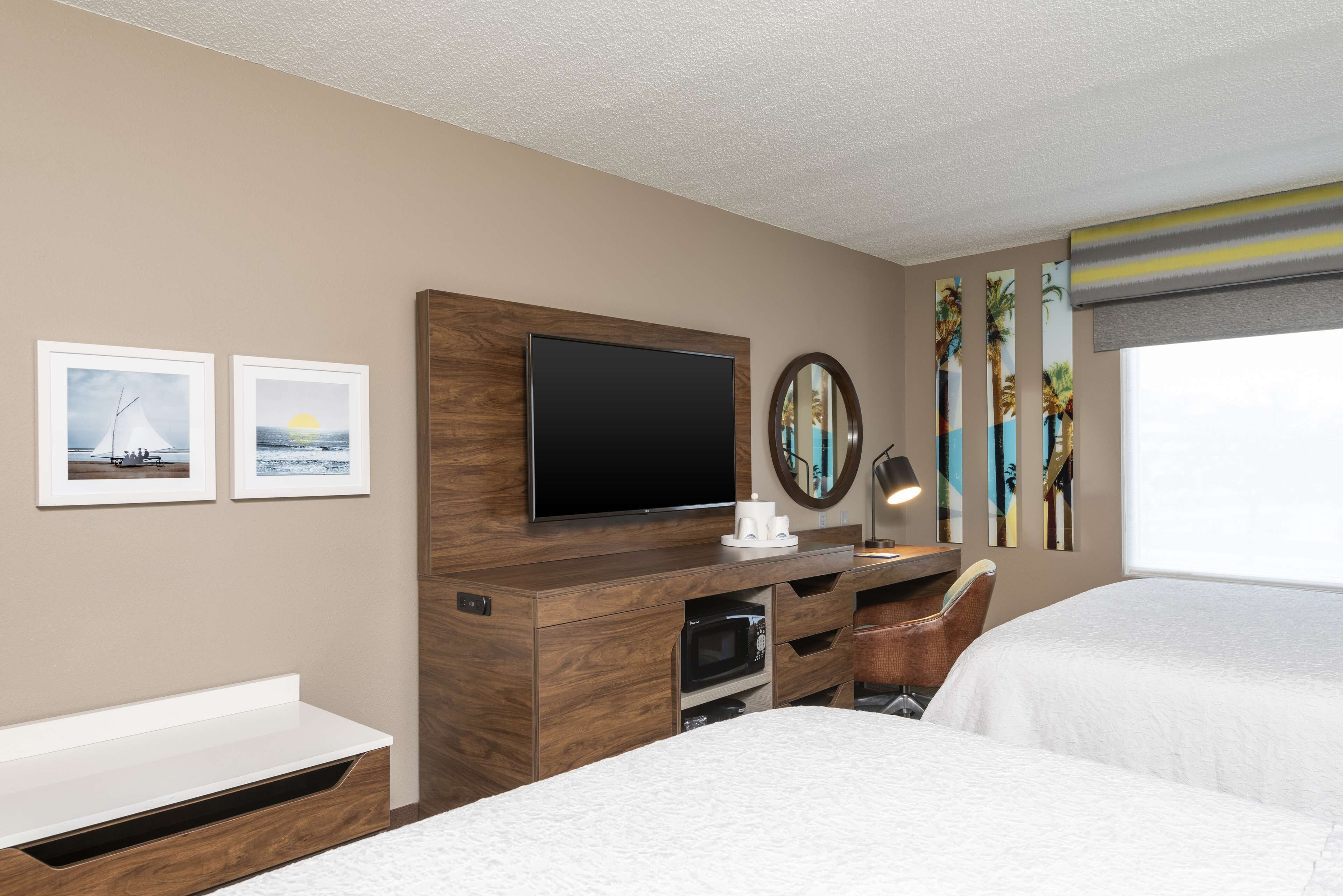 In-room safe, desk, soundproofing, iron/ironing board