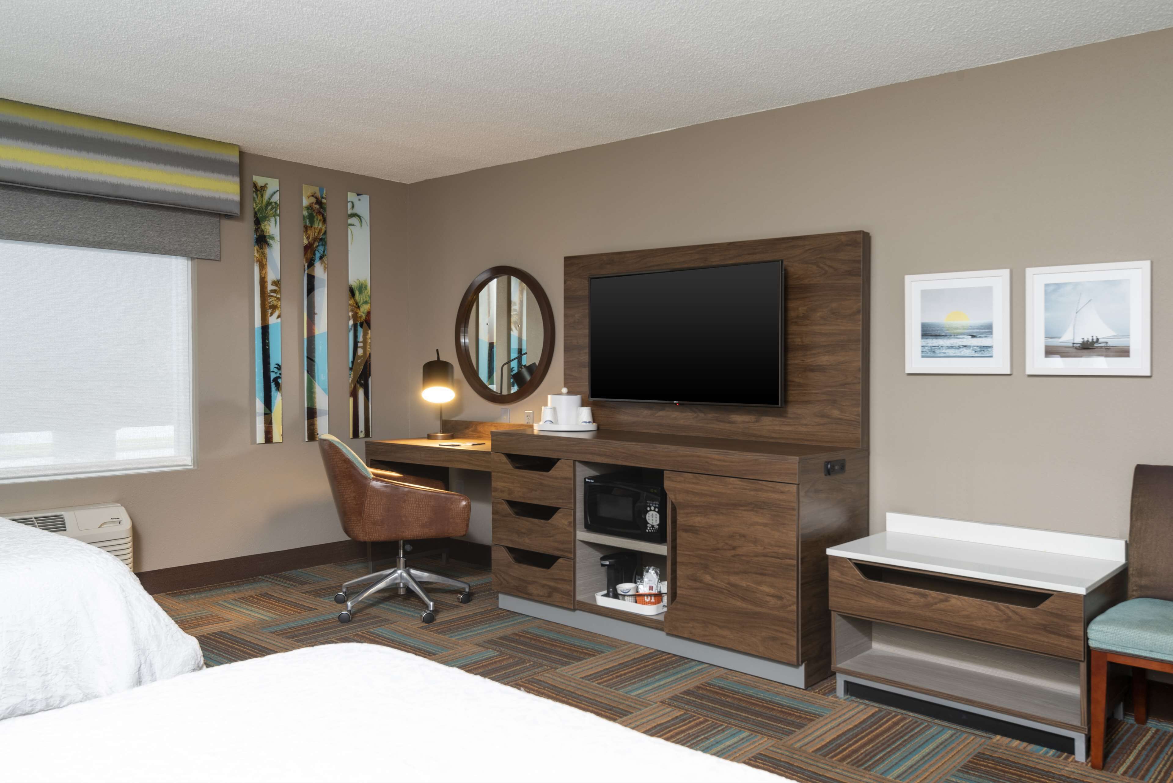 in-room safe, desk, soundproofing, iron/ironing board