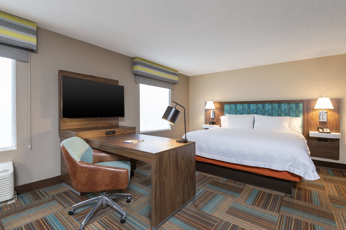 In-room safe, desk, soundproofing, iron/ironing board