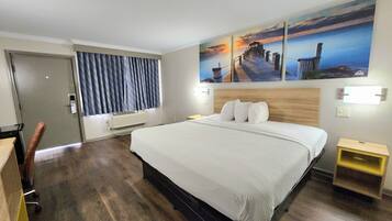 Iron/ironing board, free WiFi, bed sheets