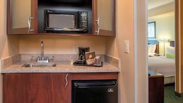 Fridge, microwave, coffee/tea maker