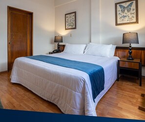 Double Room, 1 King Bed