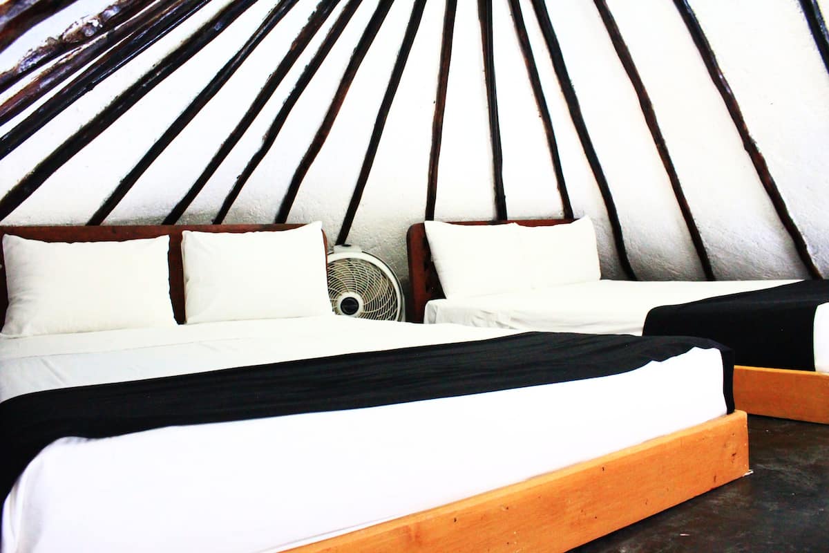 Family Room | Cofres nos quartos