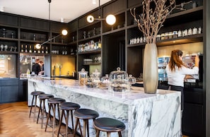 Bar-salon