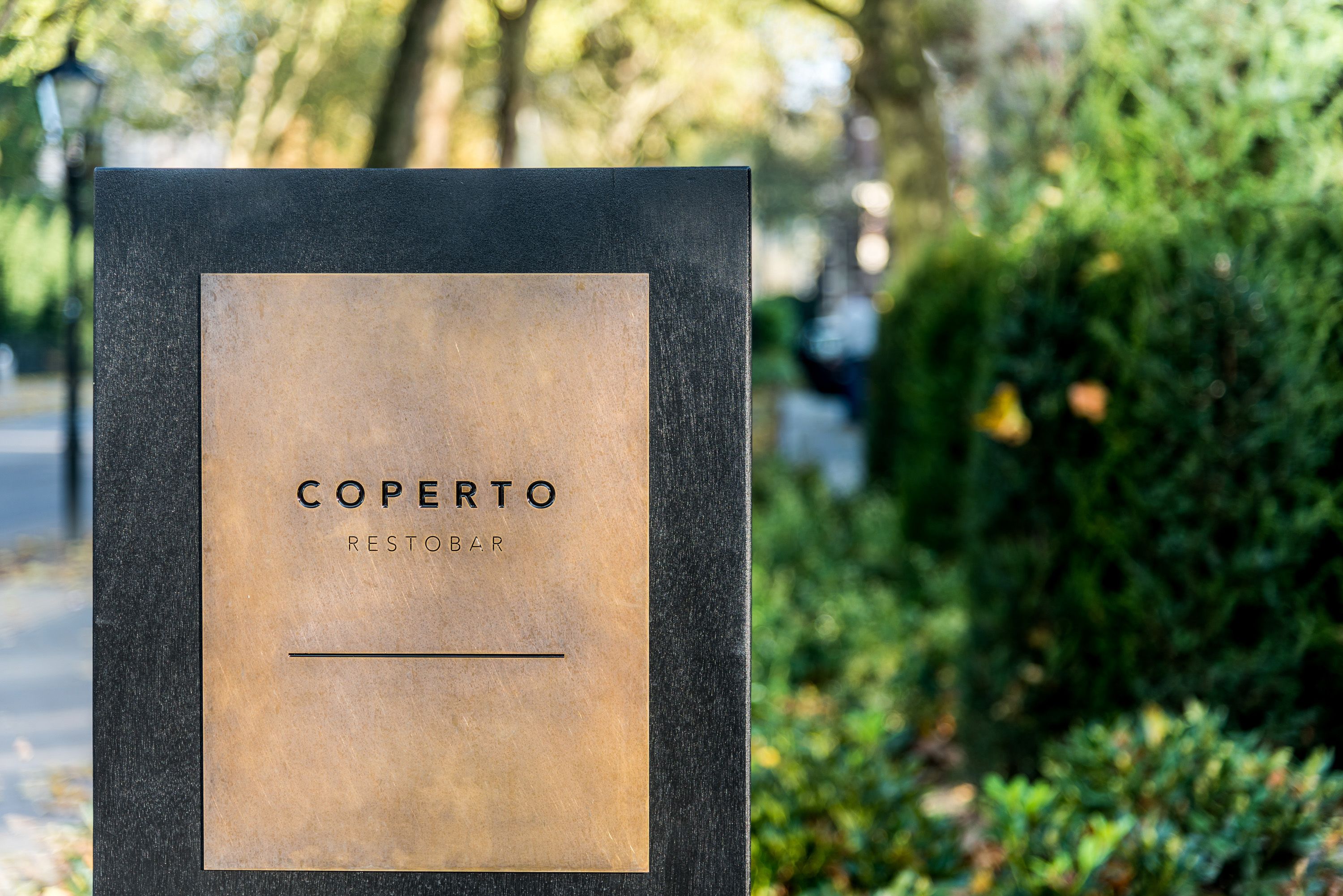 breakfast, lunch, dinner served; al fresco dining