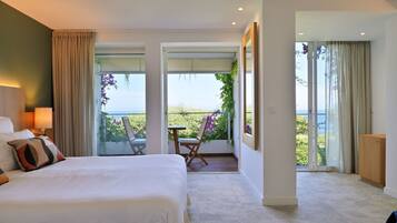 Chambre Deluxe Moderne Double, vue mer | Premium bedding, in-room safe, desk, soundproofing