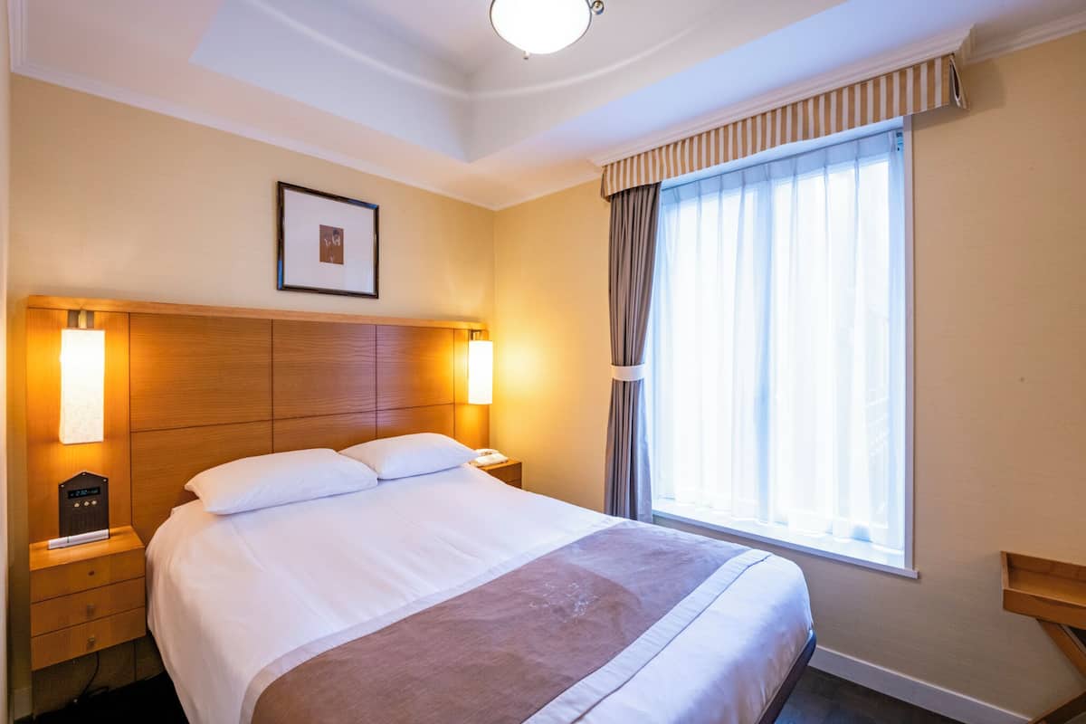 In-room safe, desk, blackout curtains, iron/ironing board