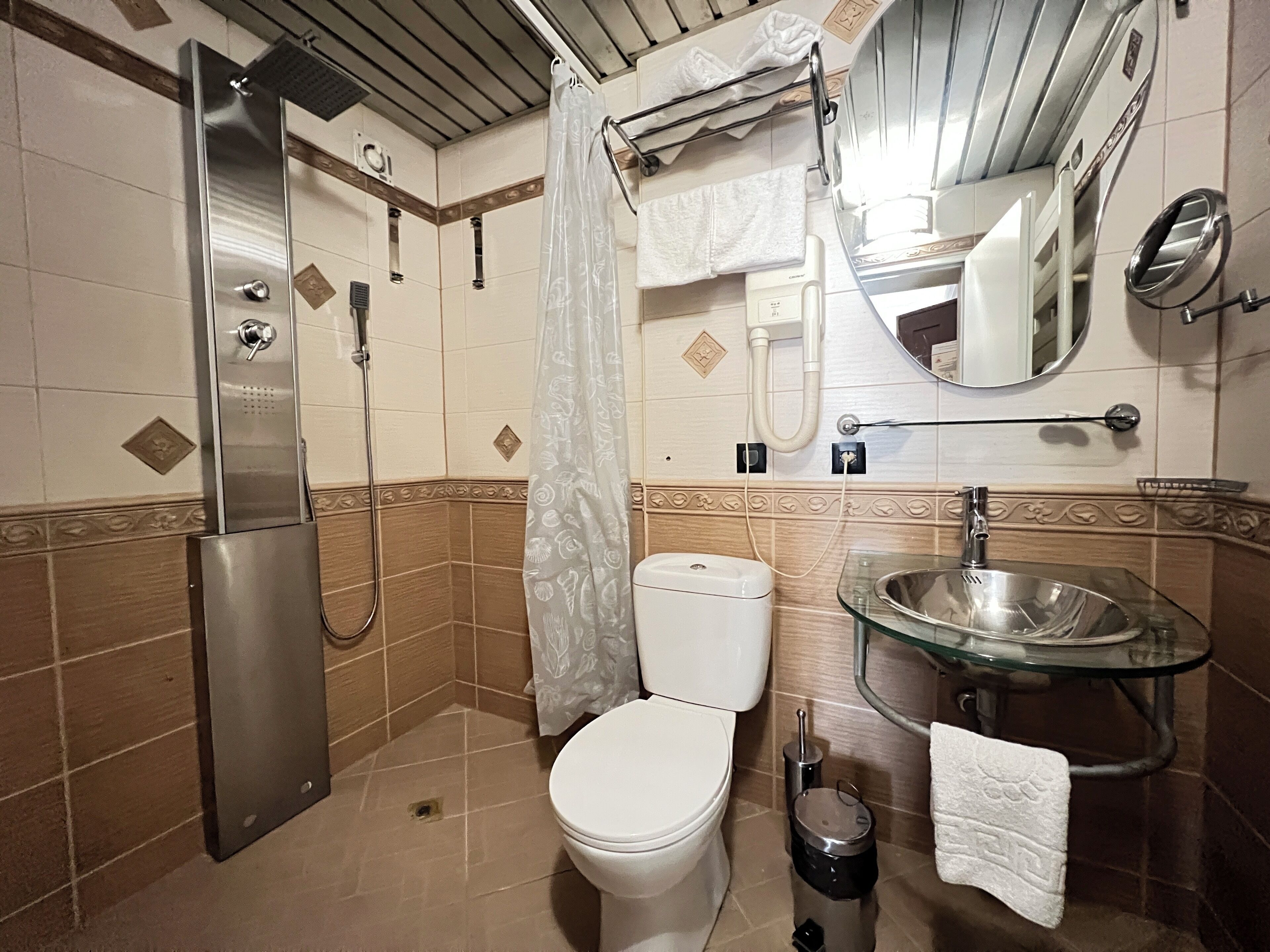 Foto - California Hotel