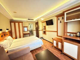 Biancheria da letto di alta qualità, minibar, con stile personalizzato