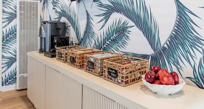 Santa Monica Hotel