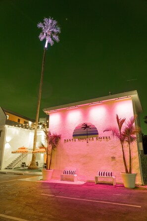 Exterior - Santa Monica Hotel (Santa Monica)