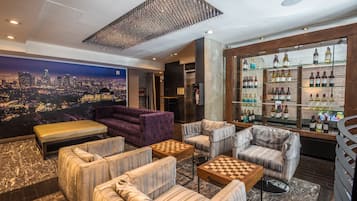 Lounge executive