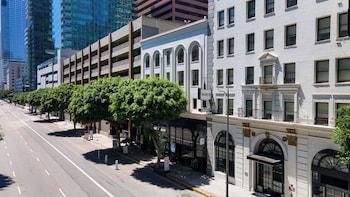 Hotel Exterior at The O Hotel, Trademark Collection by Wyndham