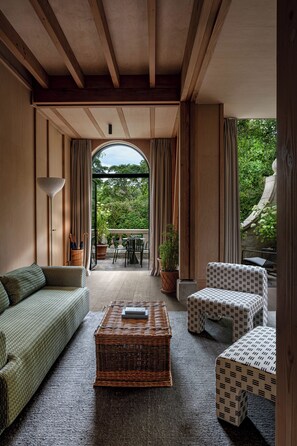 頂級套房 (Cowley Manor) | 客廳 | 智能電視