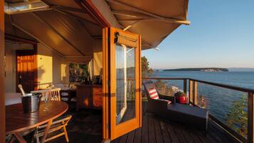 Signature Tent, 1 King Bed, Jetted Tub, Ocean View | Beach/ocean view
