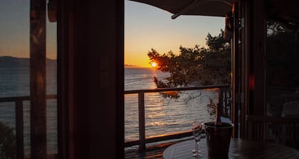 Rockwater Secret Cove Resort