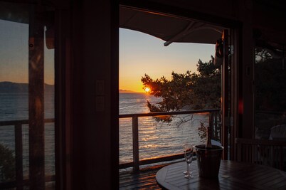 Rockwater Secret Cove Resort