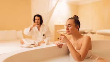 Behandlungsräume für Paare, Whirlpool, Türkisches Bad/Hamam