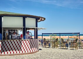 Bar en la playa