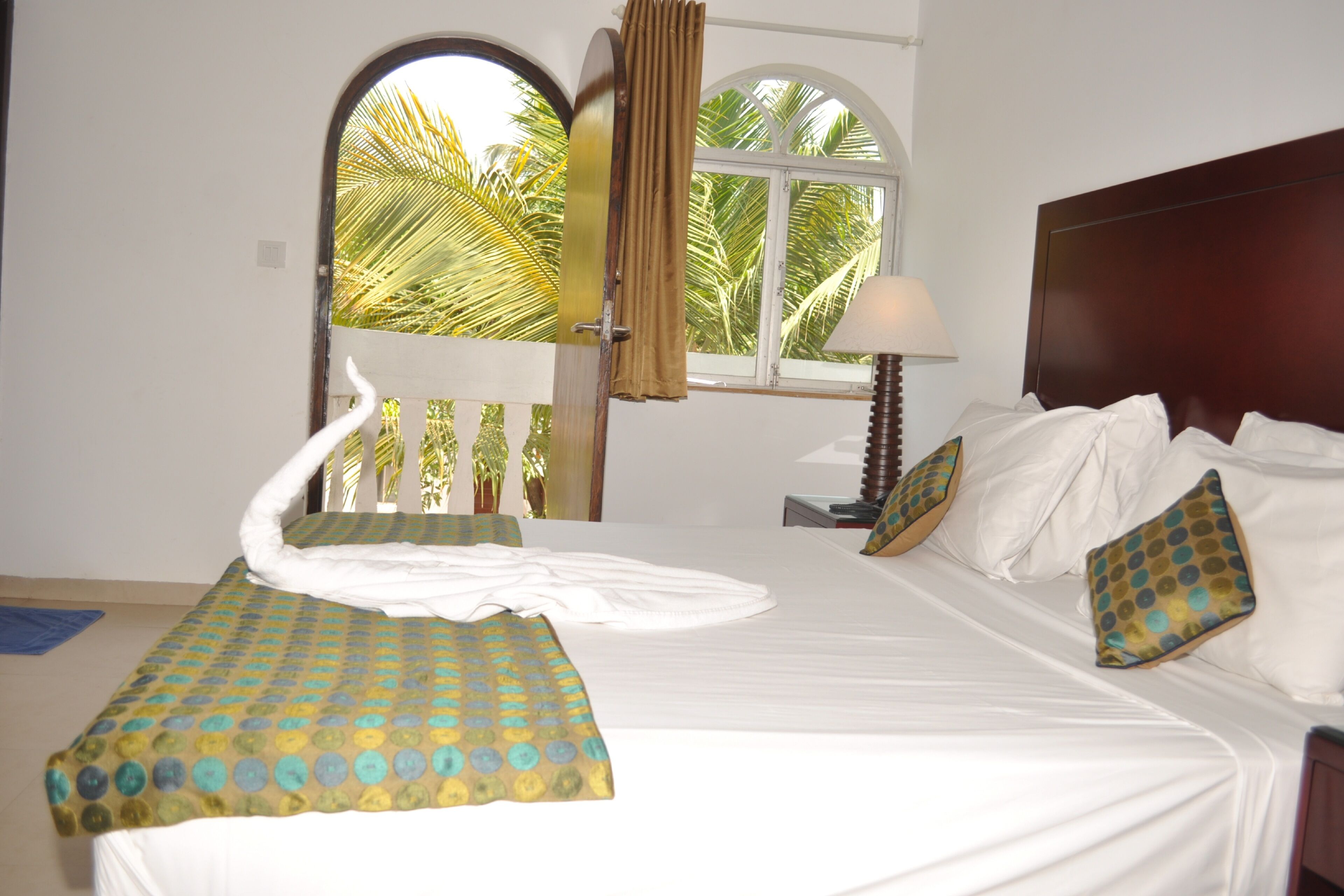 Superior room | Premium bedding, Select Comfort beds, minibar, in-room safe