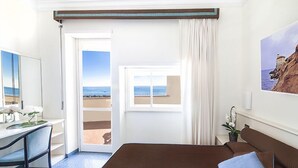 Unclassified image, 4 of 18, button - Hotel Rex (Livorno)