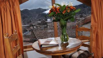 Suite Queen Beds Junior | Literie de qualité supérieure, surmatelas