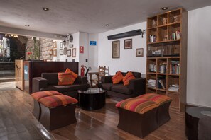 Lobby sitting area - Casa San Blas Boutique Hotel (Cusco)