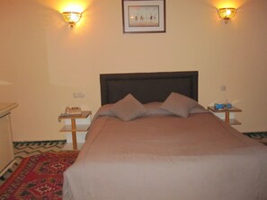 1 bedroom, premium bedding, minibar, in-room safe