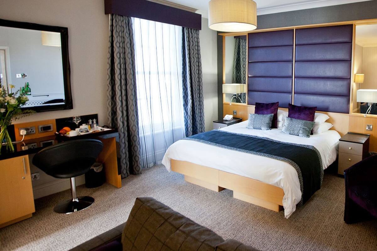 Superior Double Room | Desk, iron/ironing board, cribs (free), rollaway beds (surcharge)