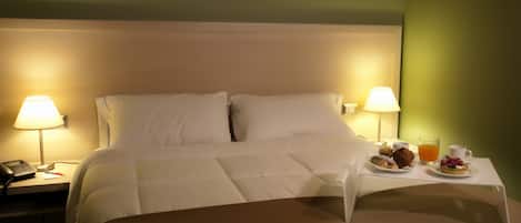 1 bedroom, premium bedding, down comforters, minibar