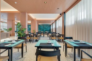 Desayuno buffet incluido todos los días