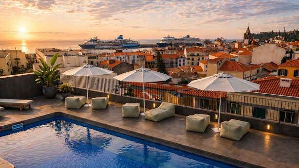 Rooftop pool