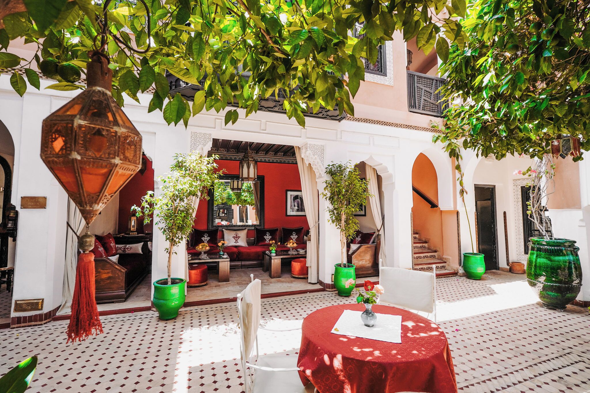 Bao gồm bữa sáng buffet hàng ngày 